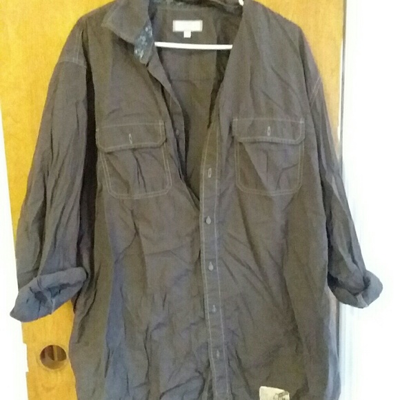 Other - Donated! Men's Shirt